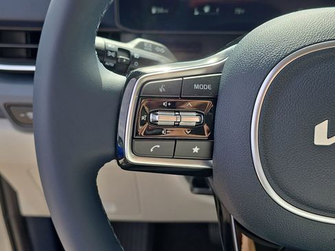 New 2026 Kia Carnival SX FWD image 30