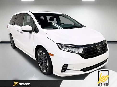 Used 2024 Honda Odyssey Elite image 5