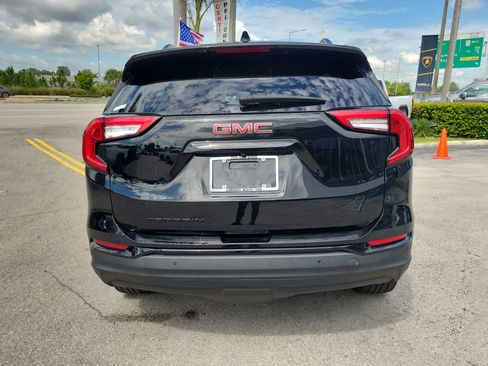 Used 2023 GMC Terrain SLE w/ Elevation Edition FWD image 6