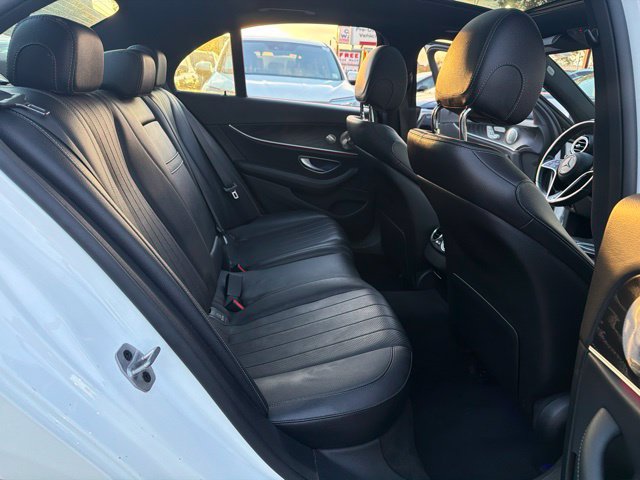 Used 2022 Mercedes-Benz E 350 Sedan image 26