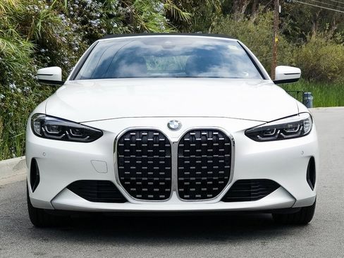 Used 2023 BMW 430i Convertible w/ Premium Package image 28