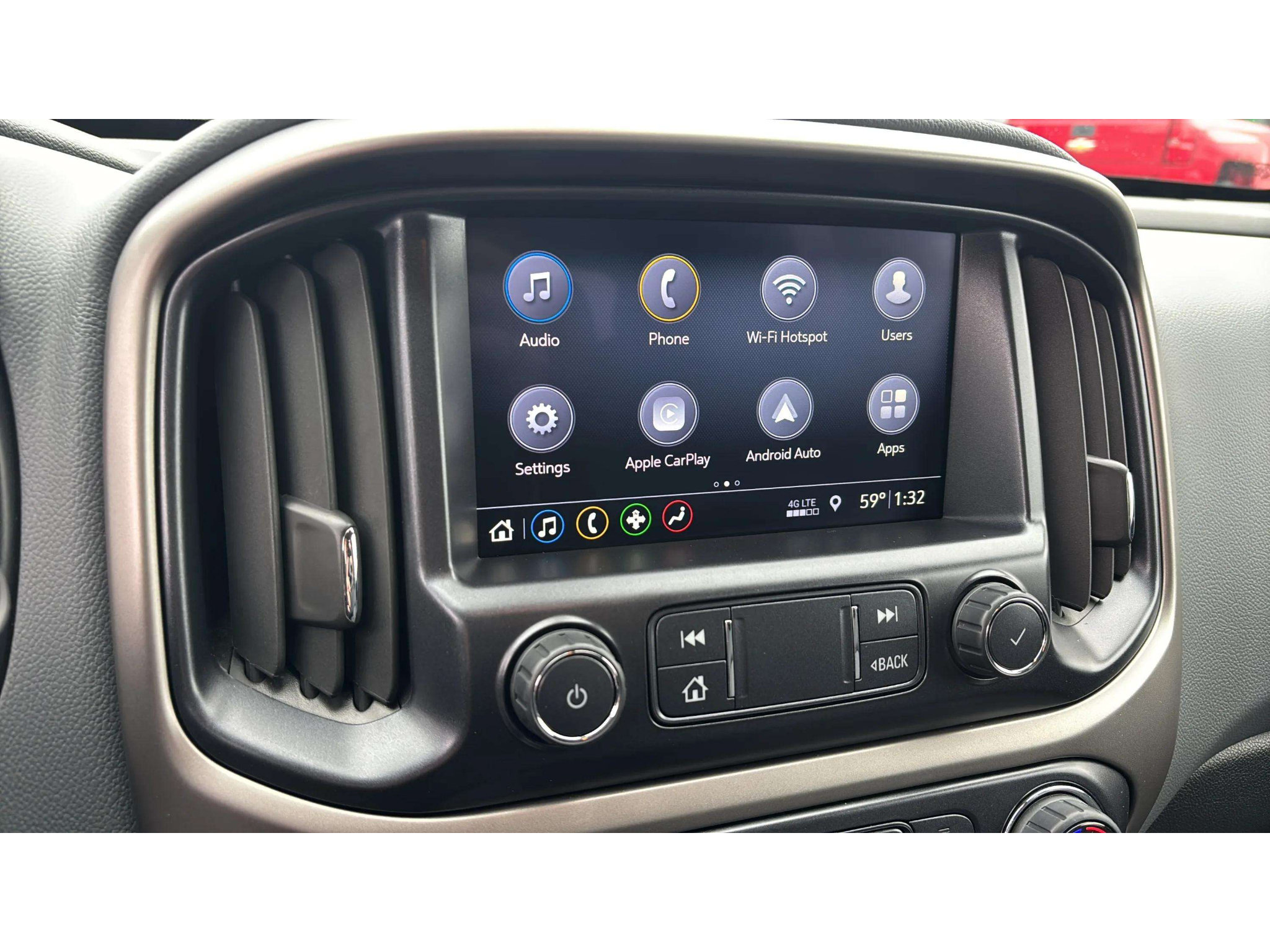 Used 2019 Chevrolet Colorado Z71 w/ LPO, Premium Interior Package AWD/4WD image 16