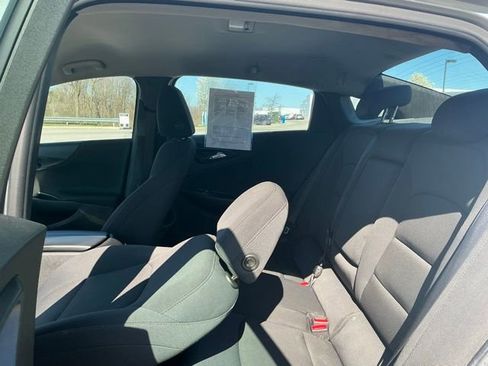 Used 2016 Chevrolet Malibu LT image 30