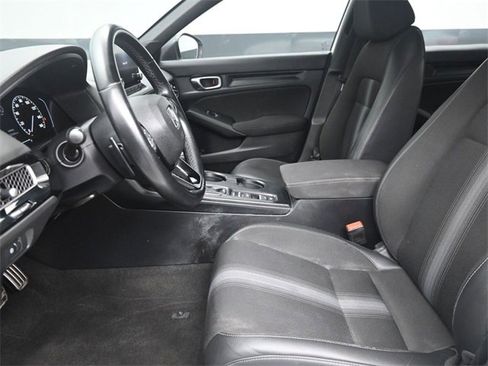 Used 2023 Honda Civic Sport image 17