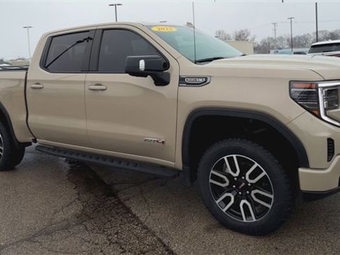 Used 2022 GMC Sierra 1500 AT4 w/ AT4 Premium Package image 36