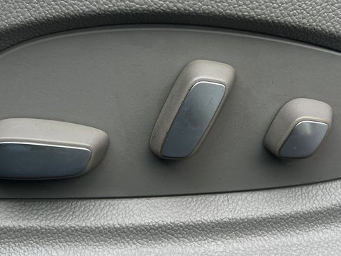 Used 2014 Cadillac XTS Premium FWD image 53
