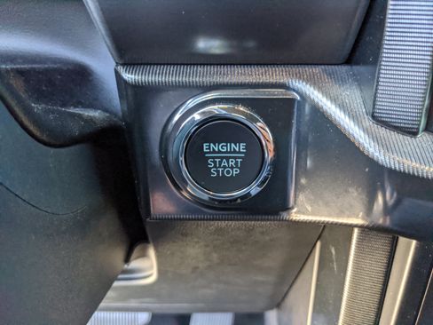 Certified 2024 Ford F150 Platinum image 34