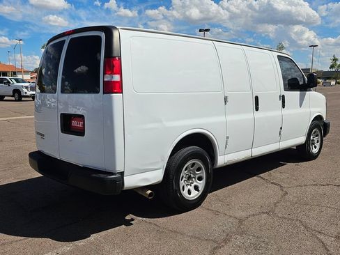 Used 2014 Chevrolet Express 1500 RWD image 11