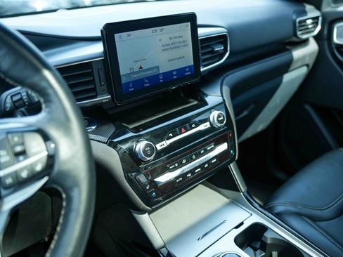 Used 2022 Ford Explorer ST w/ Equipment Group 401A AWD/4WD image 39