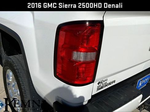 Used 2016 GMC Sierra 2500 Denali image 24