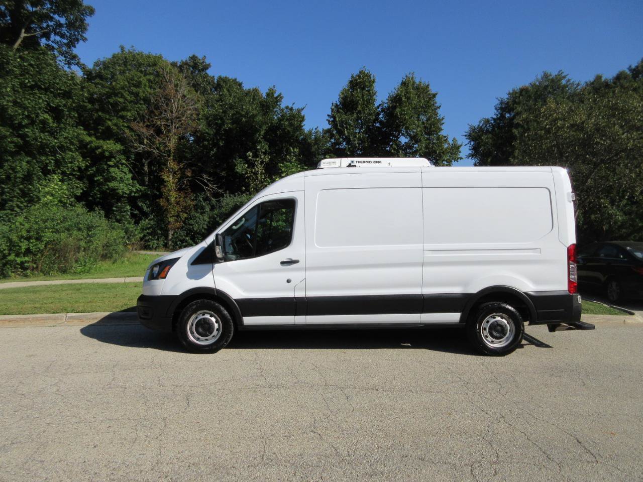 Used 2021 Ford Transit 250 Medium Roof w/ Load Area Protection Package RWD image 24