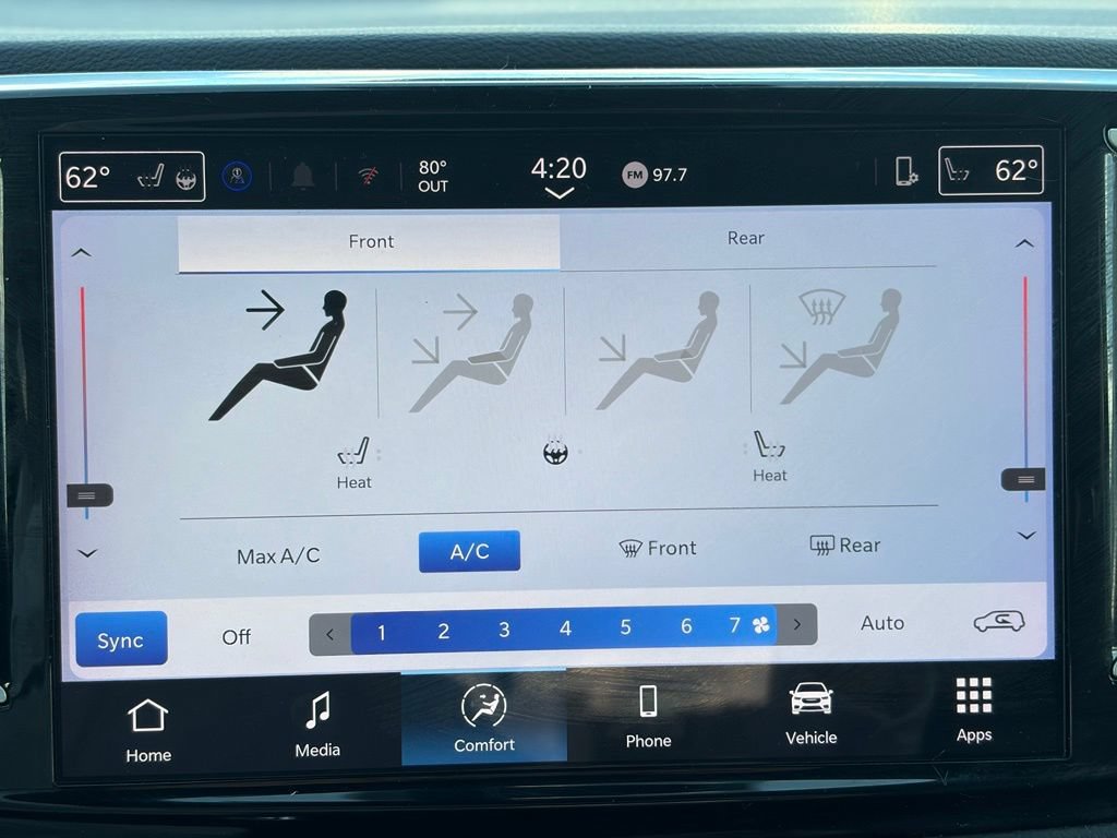 Certified 2025 Chrysler Pacifica Select FWD image 37