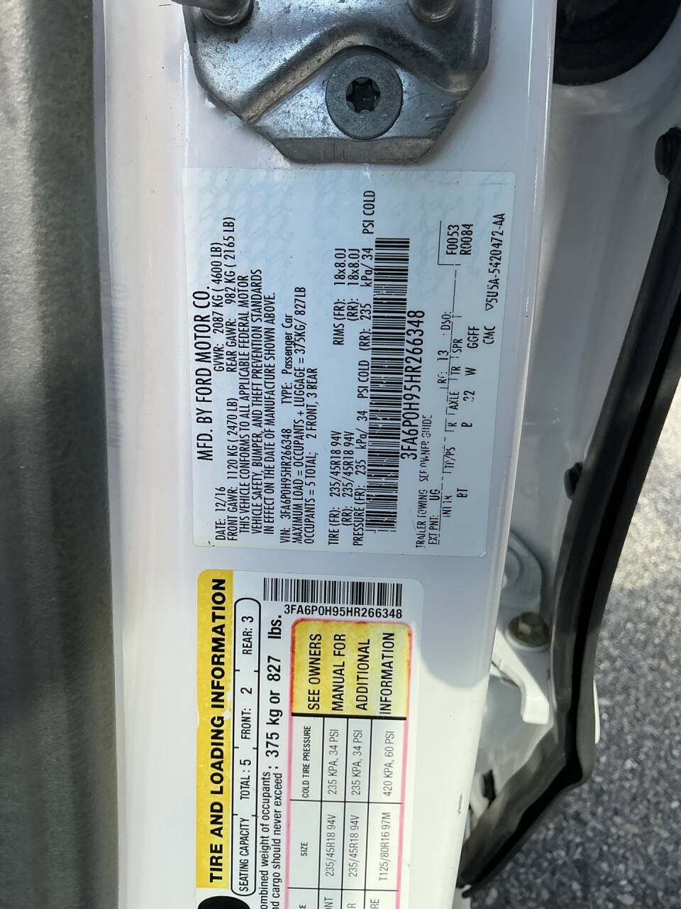 Used 2017 Ford Fusion SE w/ Fusion SE Technology Package FWD image 34