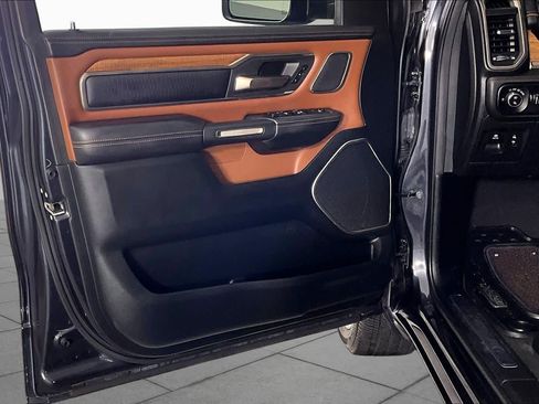 Used 2019 RAM 1500 Limited AWD/4WD image 19
