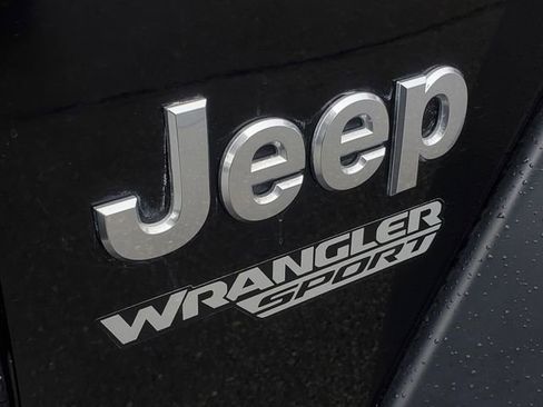 Used 2018 Jeep Wrangler Sport image 6