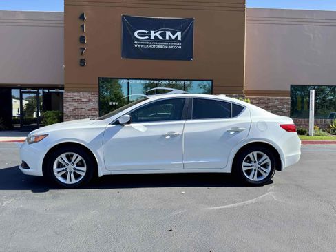 Used 2013 Acura ILX image 3