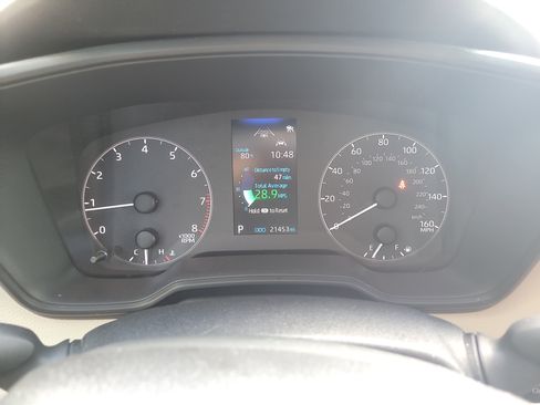 Certified 2025 Toyota Corolla LE w/ LE Premium Package image 31