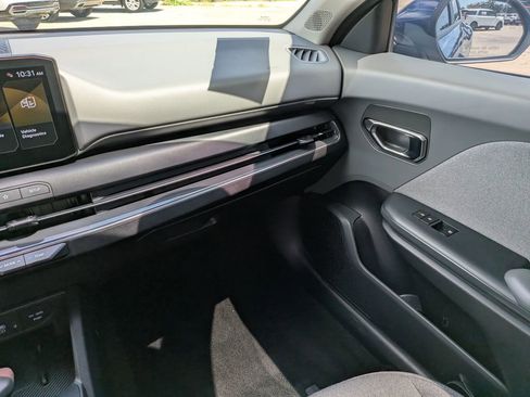 Certified 2025 Kia K4 GT-Line Turbo FWD image 16