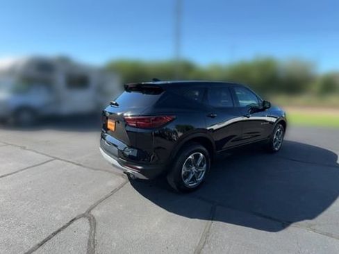 Used 2023 Chevrolet Blazer LT w/ Driver Confidence Package AWD/4WD image 8
