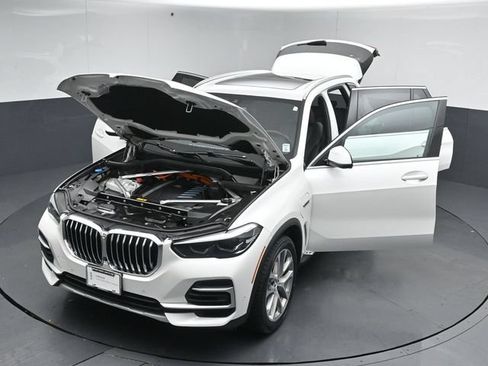 Used 2022 BMW X5 xDrive45e AWD/4WD image 56