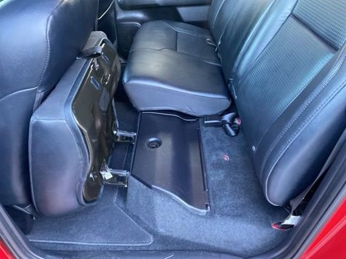 Used 2019 Toyota Tacoma TRD Sport image 18