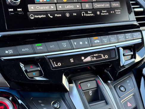 New 2026 Honda Odyssey Touring image 19