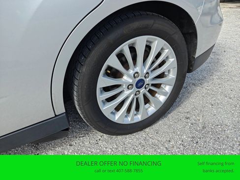 Used 2017 Ford C-MAX SE image 26