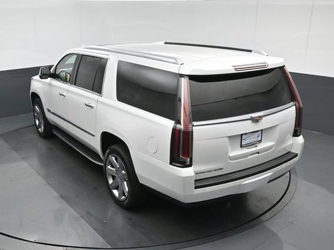 Used 2018 Cadillac Escalade ESV Luxury image 80