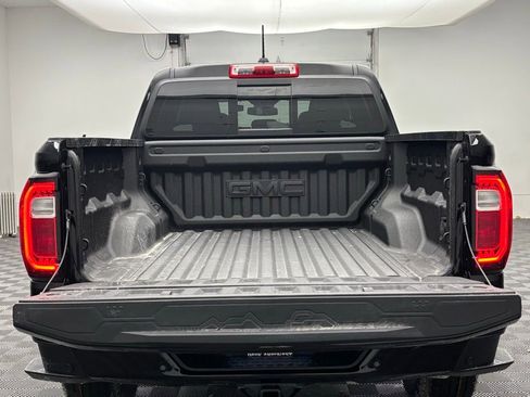 New 2026 GMC Canyon Elevation w/ Convenience Package image 9