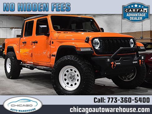 Used 2025 Jeep Gladiator Sport AWD/4WD image 1
