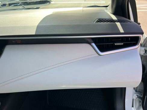 Used 2022 Toyota Corolla SE image 52