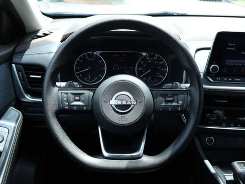 Used 2023 Nissan Rogue SV AWD/4WD image 15