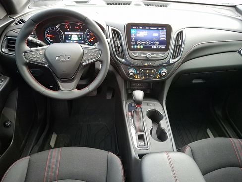 Used 2024 Chevrolet Equinox RS image 11
