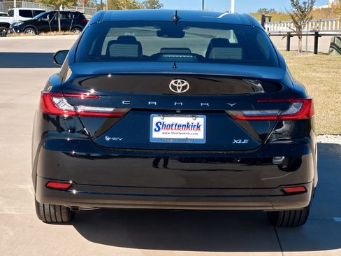 New 2026 Toyota Camry XLE FWD image 5