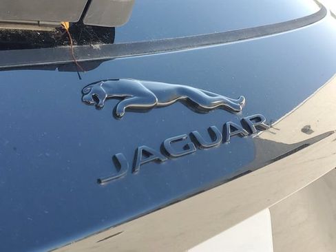 Used 2026 Jaguar F-PACE R-Dynamic S AWD/4WD image 9