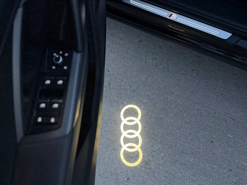 Used 2023 Audi Q3 2.0T Premium w/ Black Optic Sport Package AWD/4WD image 36