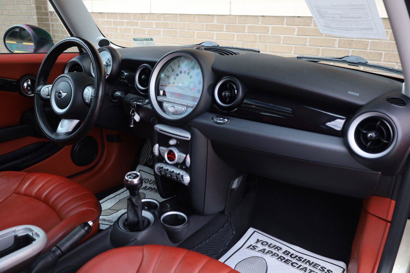 Used 2009 MINI Cooper S FWD image 25