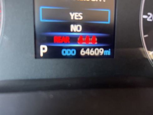 Used 2024 Toyota Corolla LE w/ LE Convenience Package image 13