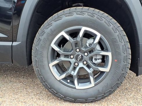 New 2026 Chevrolet Equinox ACTIV AWD/4WD image 10
