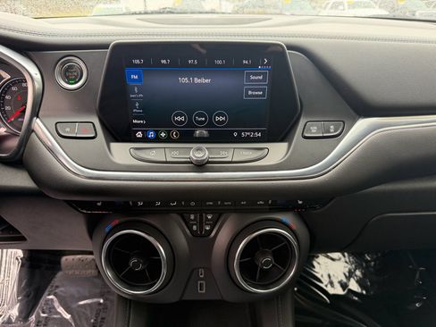 Used 2020 Chevrolet Blazer LT image 28