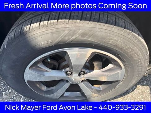 Used 2019 Jeep Cherokee Limited AWD/4WD image 17