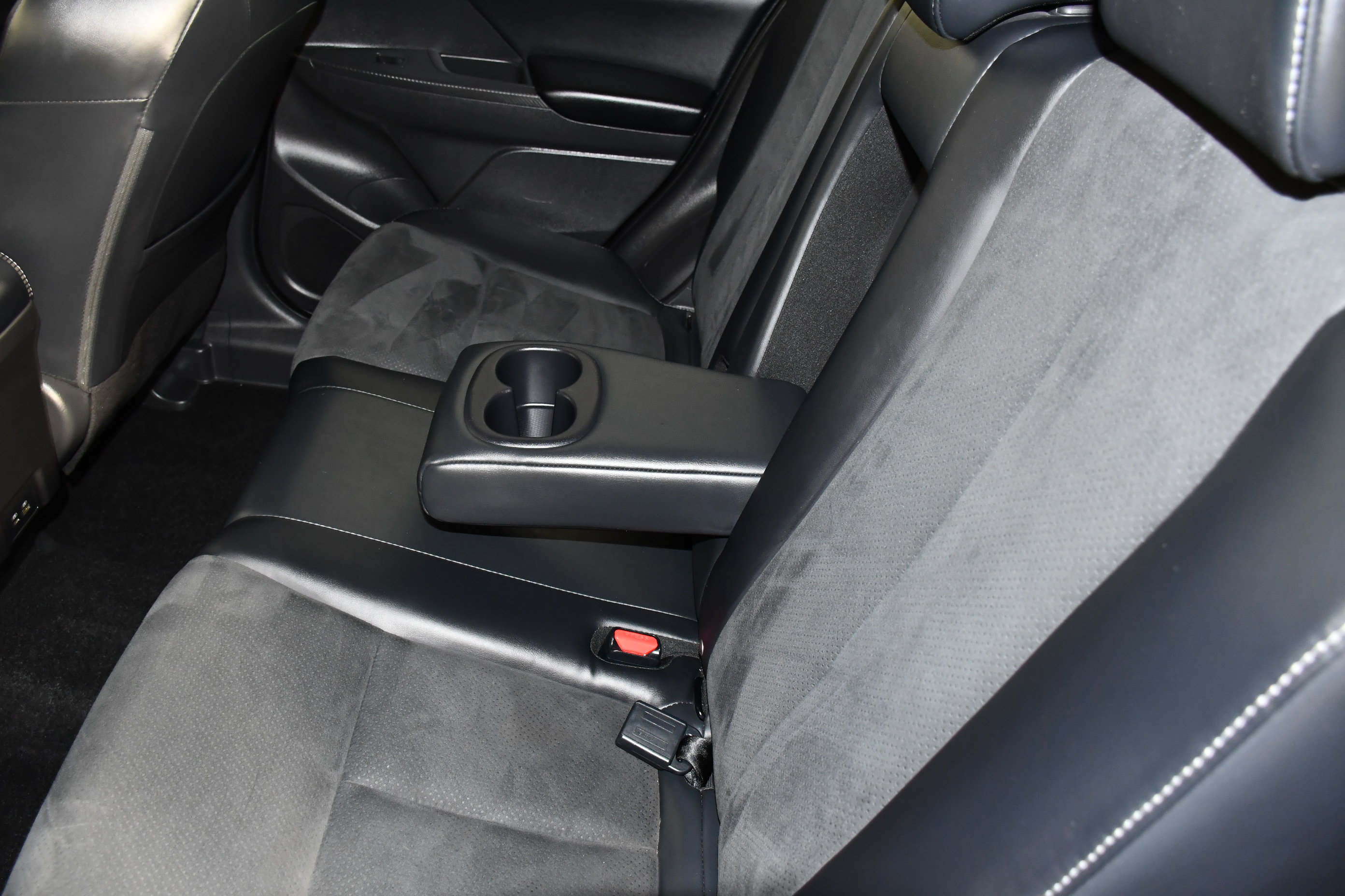 Used 2024 Mitsubishi Eclipse Cross SE AWD/4WD image 46