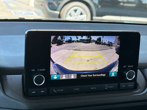 Certified 2023 Honda Accord EX image 22