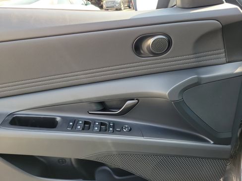 New 2026 Hyundai Elantra Sport FWD image 17
