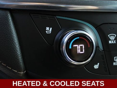 Used 2023 Chevrolet Traverse Premier w/ Redline Edition AWD/4WD image 7