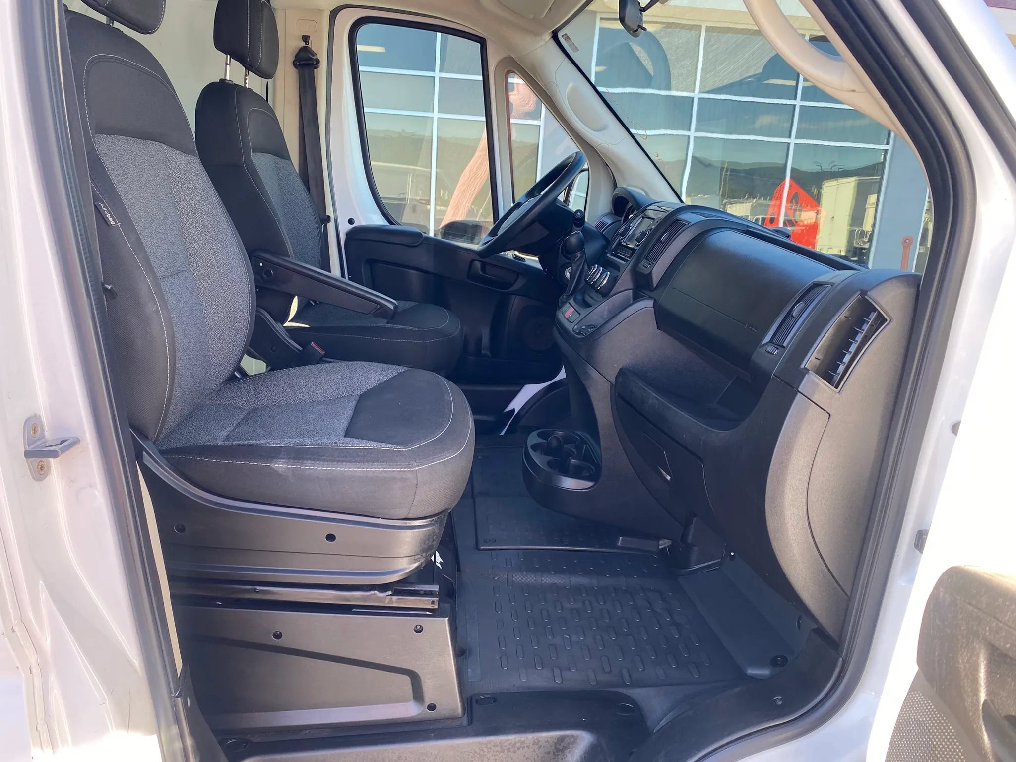 Used 2018 RAM ProMaster 1500 FWD image 19