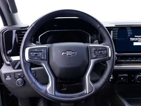 Used 2025 Chevrolet Silverado 1500 RST AWD/4WD image 36