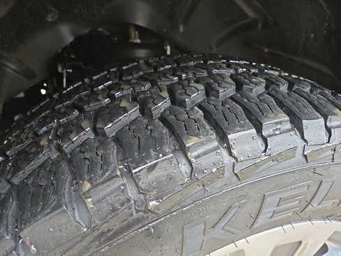 Used 2023 RAM 1500 Limited image 11