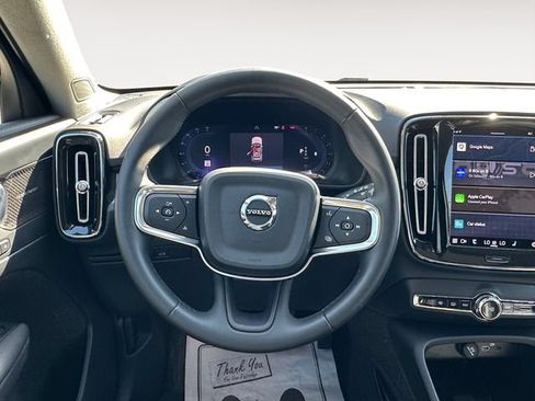 Used 2023 Volvo XC40 B5 Ultimate w/ Climate Package AWD/4WD image 12