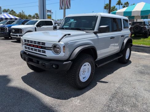New 2026 Ford Bronco Heritage Edition AWD/4WD image 6